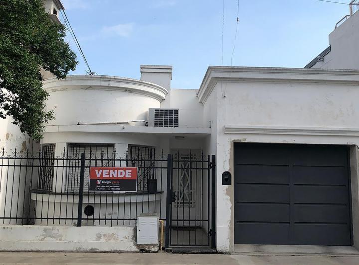 Casa · 101m² · 3 Ambientes · 1 Cochera