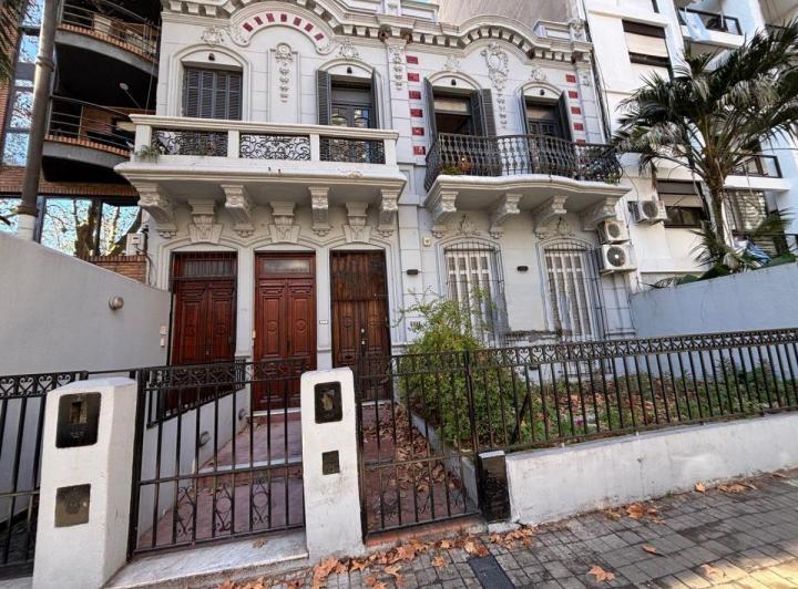 Casa · 150m² · 5 Ambientes