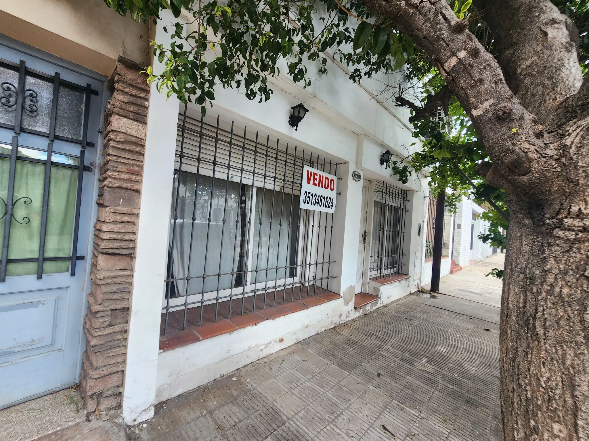 Barrio Caseros, Lindo Ph Tipo Casa