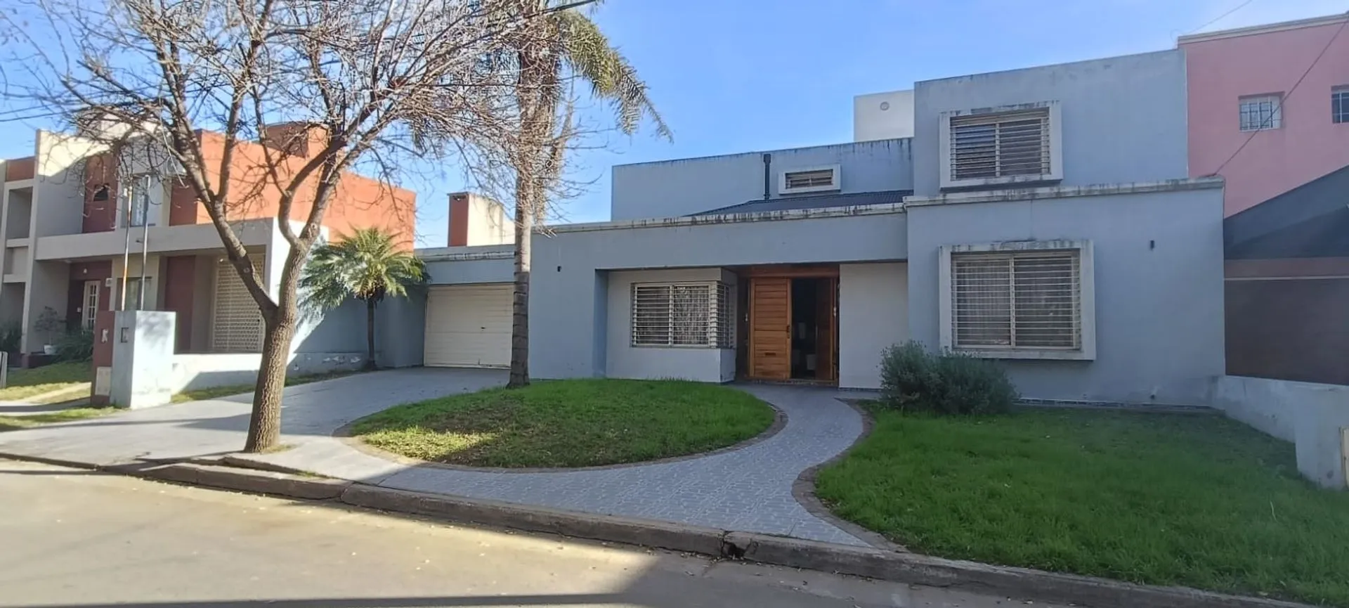 CASA TEJAS II CORDOBA Bº CERRADO 4 DORMI PILETA QUINCHO ZONA SUR VENTA