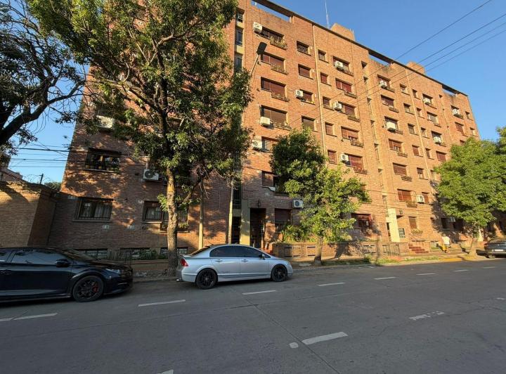 Departamento · 1m² · 4 Ambientes · 1 Cochera