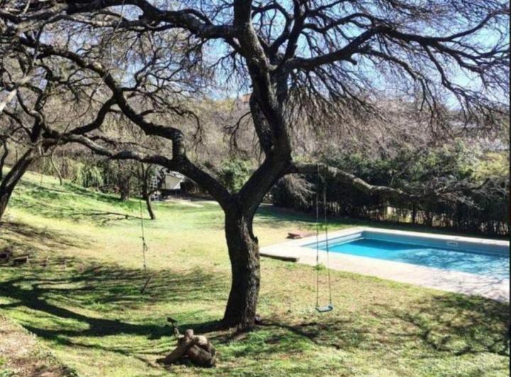 Casa · 331m² · 8 Ambientes · 3 Cocheras