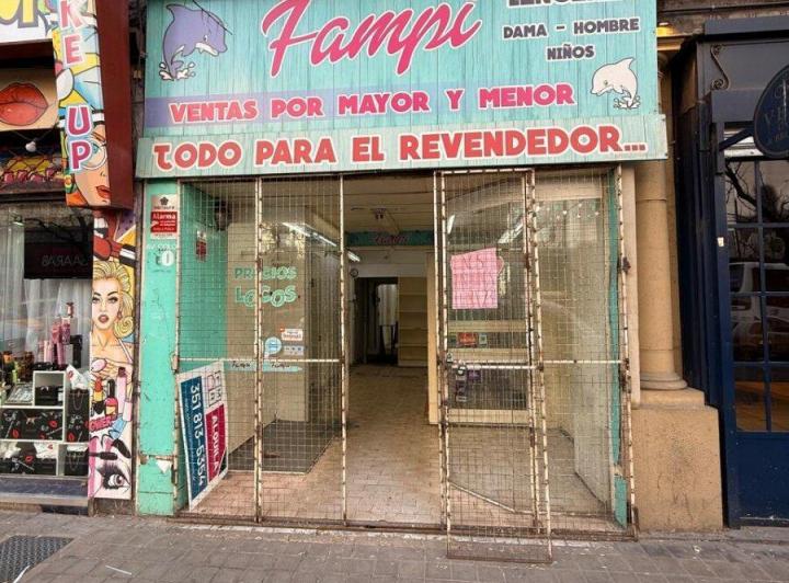 Local comercial · 130m² · 3 Ambientes