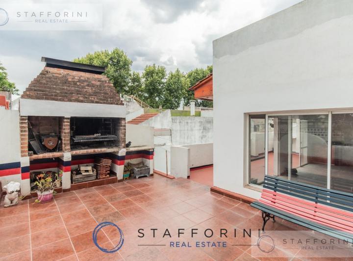PH · 142m² · 5 Ambientes · 1 Cochera