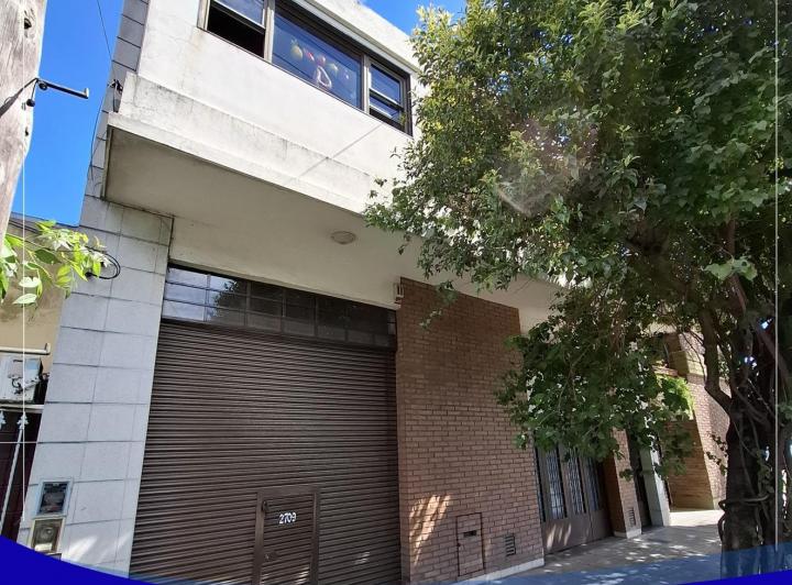 PH · 243m² · 5 Ambientes · 1 Cochera
