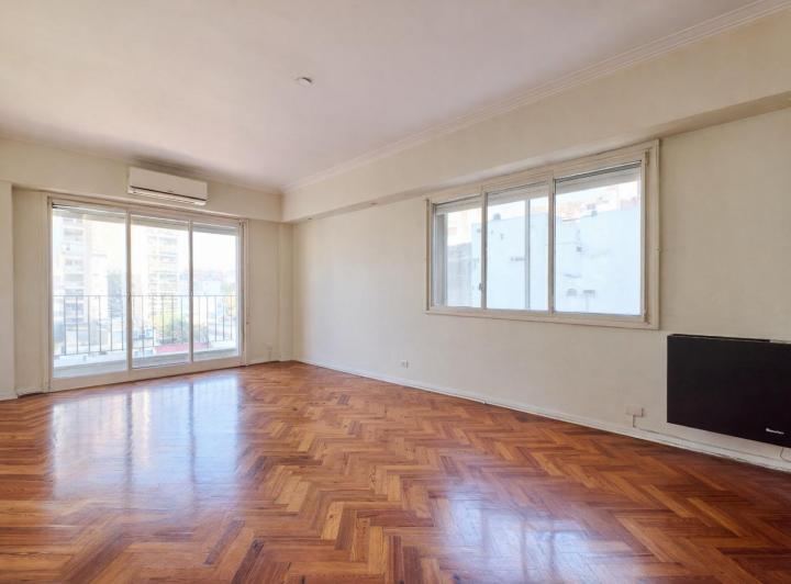 Departamento · 76m² · 4 Ambientes · 1 Cochera