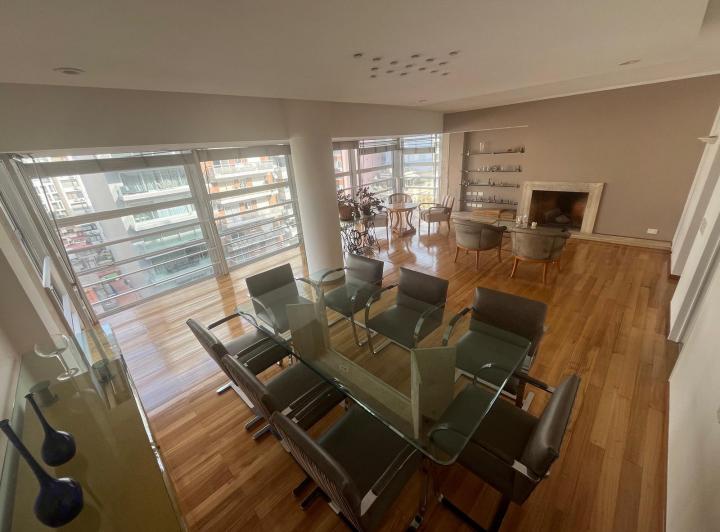 Departamento · 170m² · 4 Ambientes · 2 Cocheras