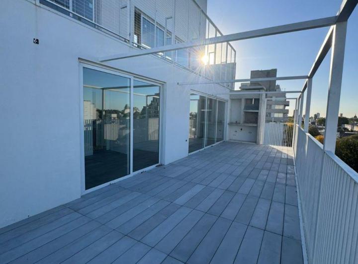 Departamento · 93m² · 4 Ambientes · 1 Cochera