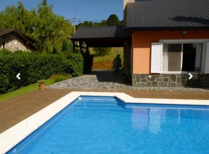 Casa · 200m² · 4 Ambientes · 1 Cochera