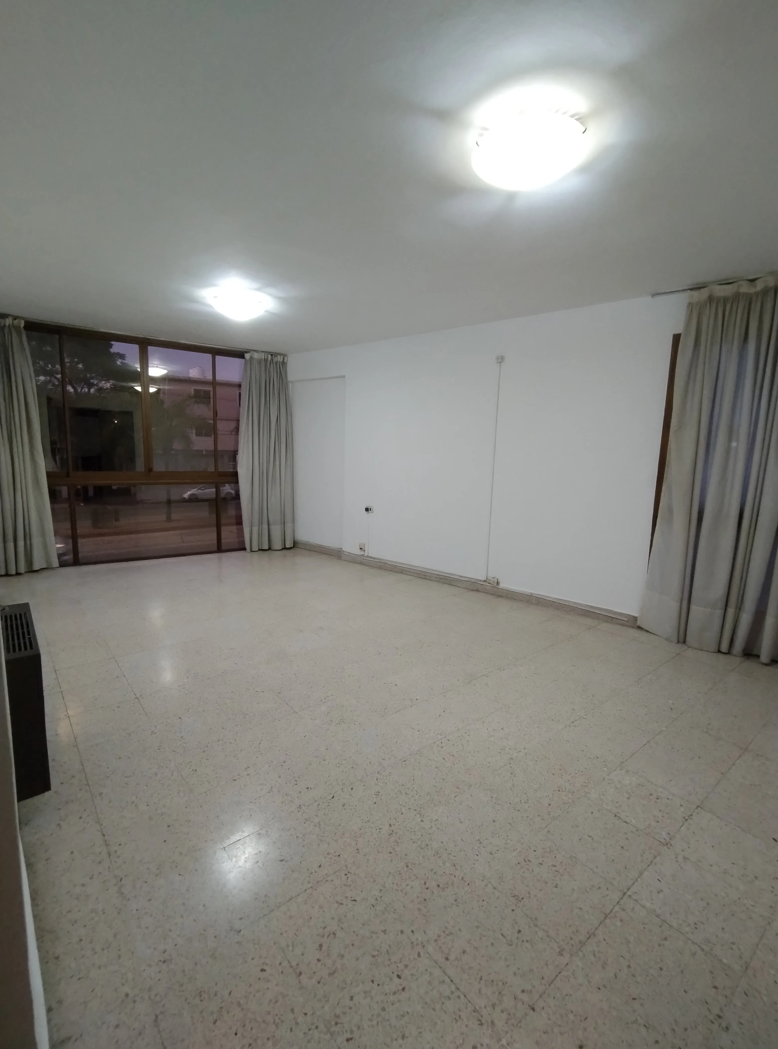 Depto. 3 Dorm. Coch. Zona Sur!