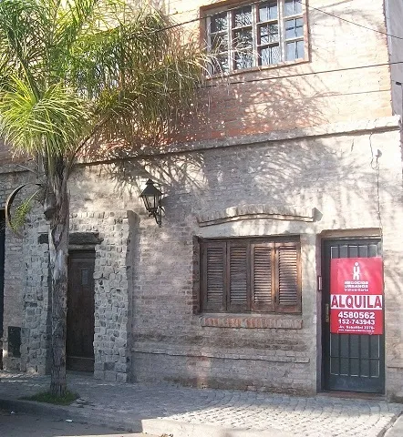ALQUILER Bº SARMIENTO LUIS BRAILE 2352 PA DPTO 5 DE 1 DORMITORIO A 100 METROS DE SABATTINI