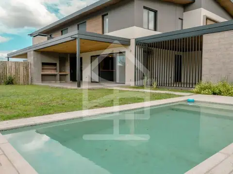 Casa en Alquiler en San Lorenzo Chico, San Lorenzo