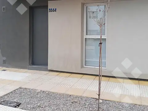 Casa en Alquiler en Neuquén, Confluencia