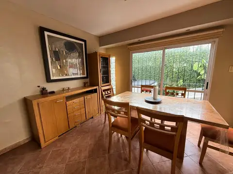 Casa en Venta en Azcuenaga, Rosario
