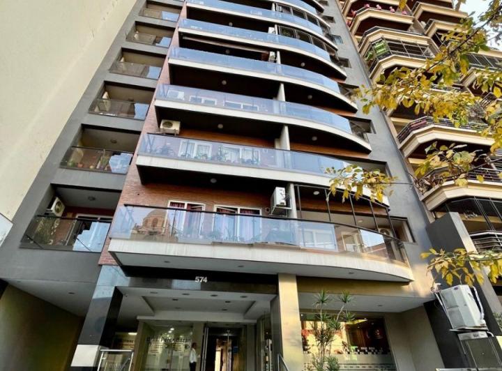 Departamento · 1m² · 4 Ambientes