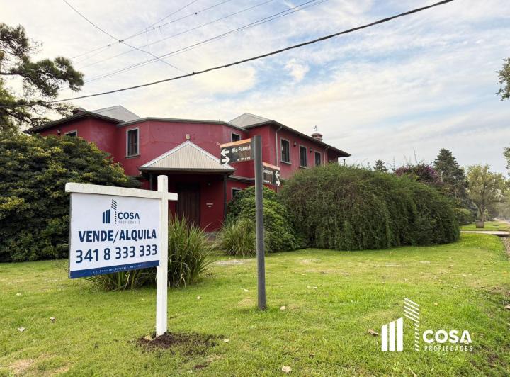 Casa · 350m² · 8 Ambientes · 4 Cocheras
