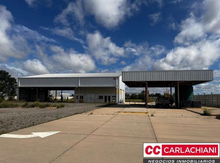 Bodega-Galpón · 675m²
