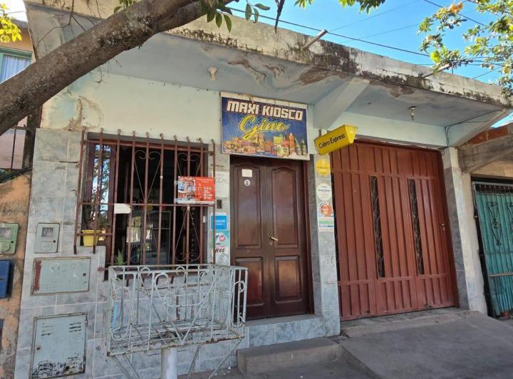 Casa · 250m² · 6 Ambientes · 1 Cochera