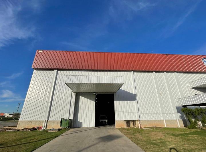 Bodega-Galpón · 2800m²