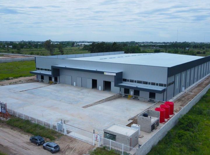 Bodega-Galpón · 8700m²
