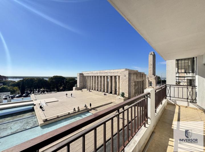 Departamento · 200m² · 5 Ambientes · 1 Cochera