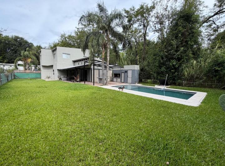 Casa · 150m² · 5 Ambientes · 1 Cochera