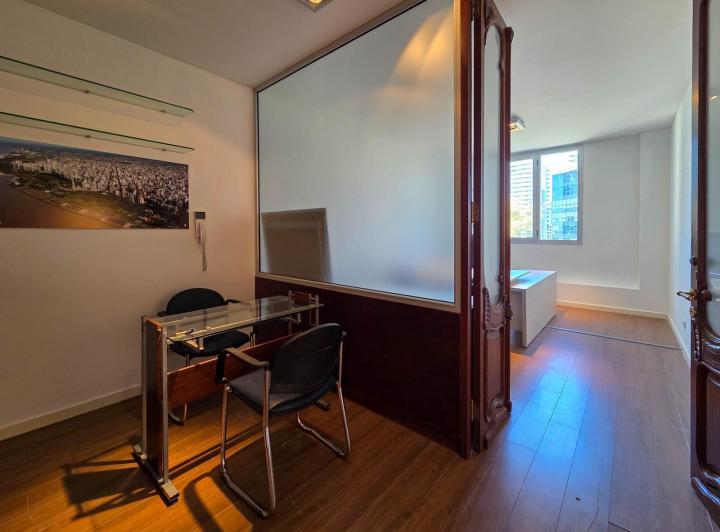 Oficina comercial · 25m² · 1 Ambiente · 1 Cochera