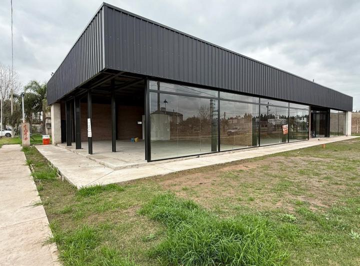 Local comercial · 140m² · 1 Ambiente