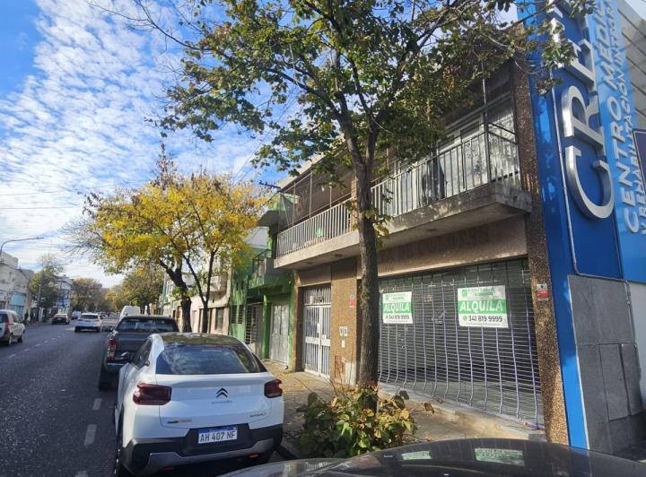 Local comercial · 210m² · 1 Ambiente
