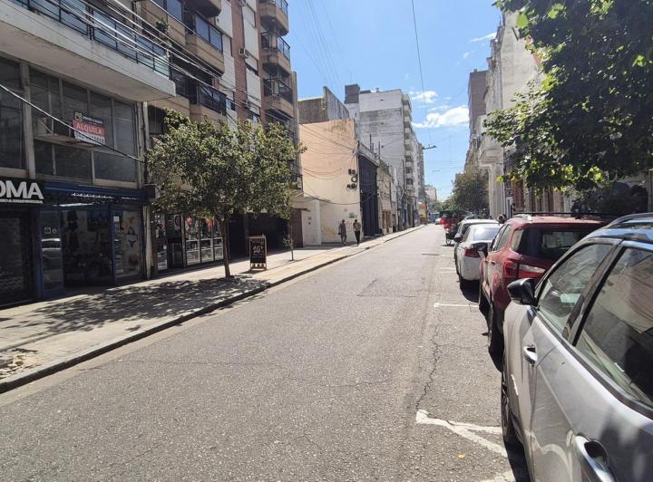 Local comercial · 100m²