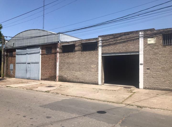 Bodega-Galpón · 662m²