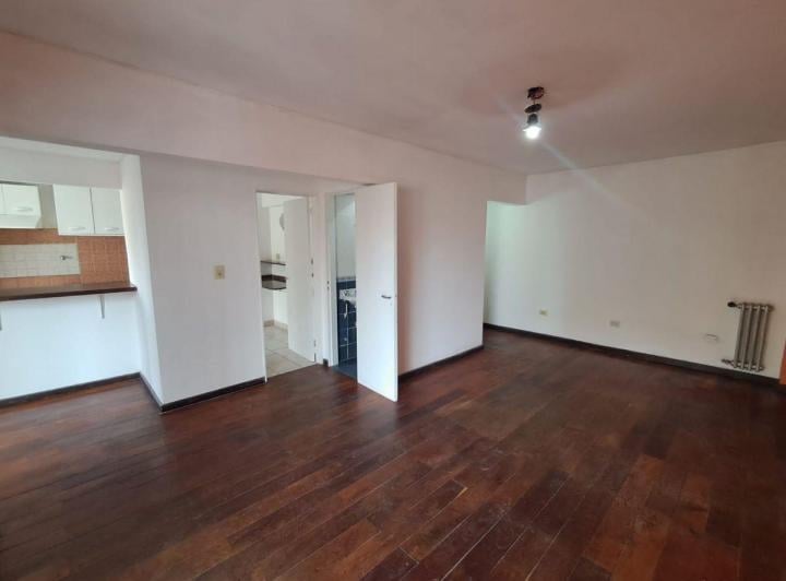 Departamento · 68m² · 6 Ambientes