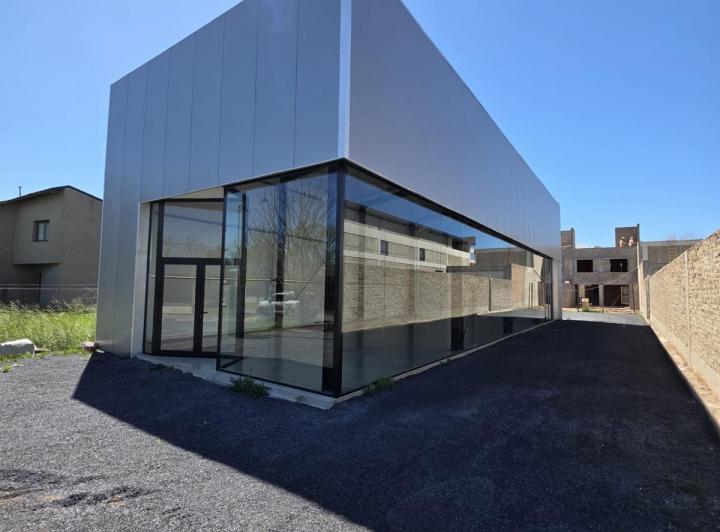 Local comercial · 500m²