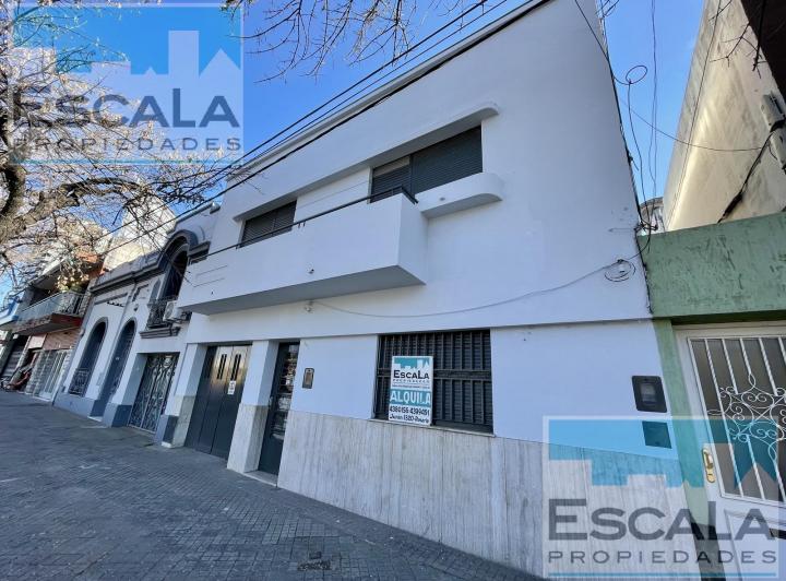 Local comercial · 150m² · 6 Ambientes · 1 Cochera