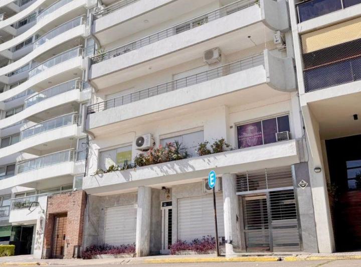 Departamento · 180m² · 8 Ambientes
