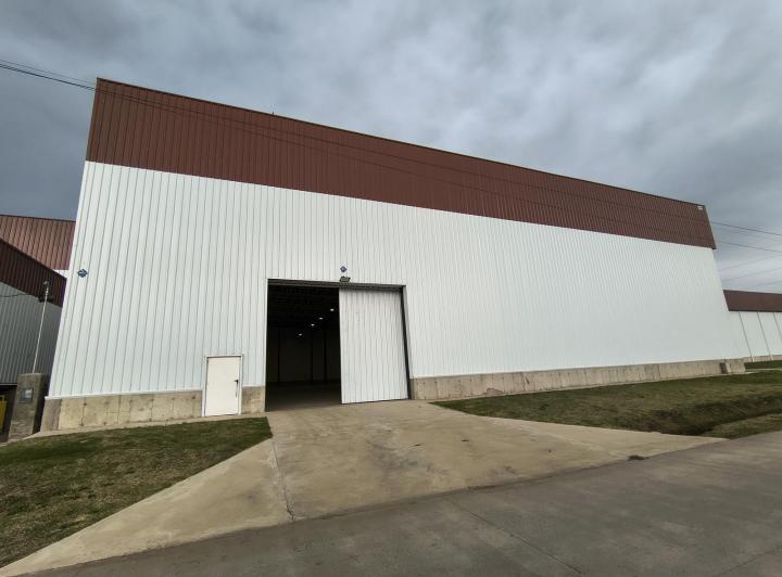 Bodega-Galpón · 2100m²
