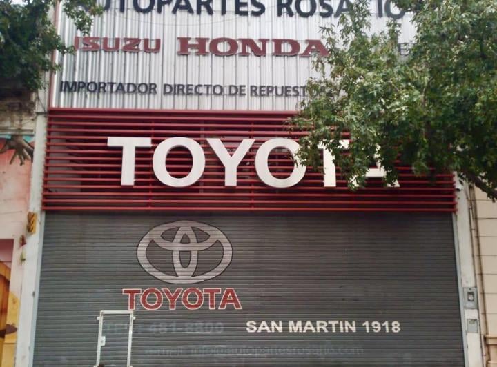 Local comercial · 600m² · 6 Ambientes · 5 Cocheras
