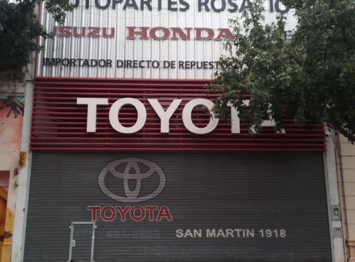 Local comercial · 600m² · 6 Ambientes · 5 Cocheras