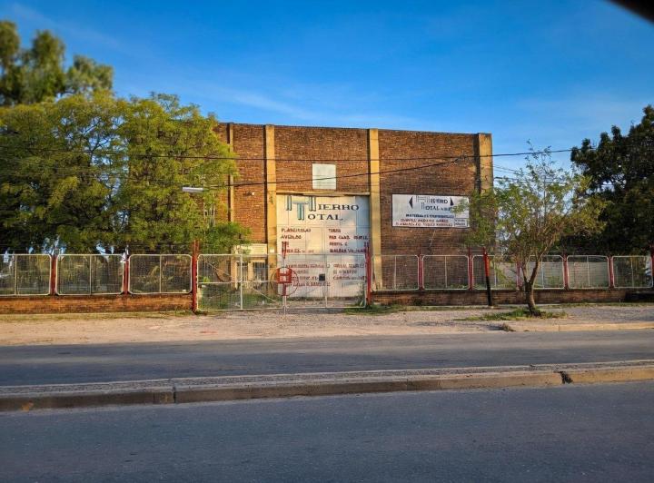 Bodega-Galpón · 1200m²