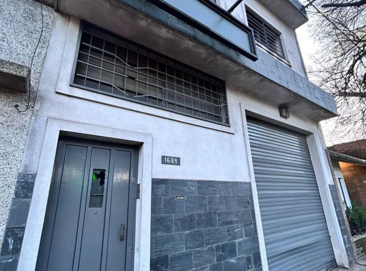 Bodega-Galpón · 150m² · 3 Ambientes