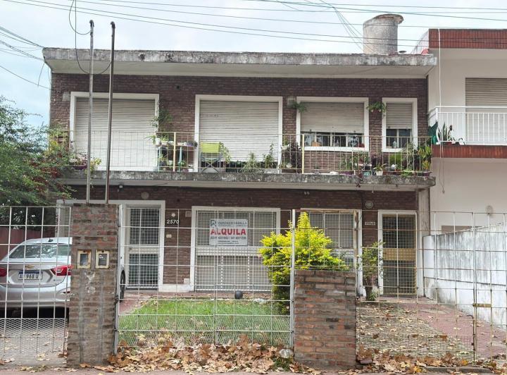 Casa · 1m² · 3 Dormitorios · 1 Cochera