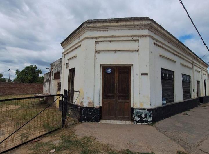 Local comercial · 100m² · 3 Ambientes