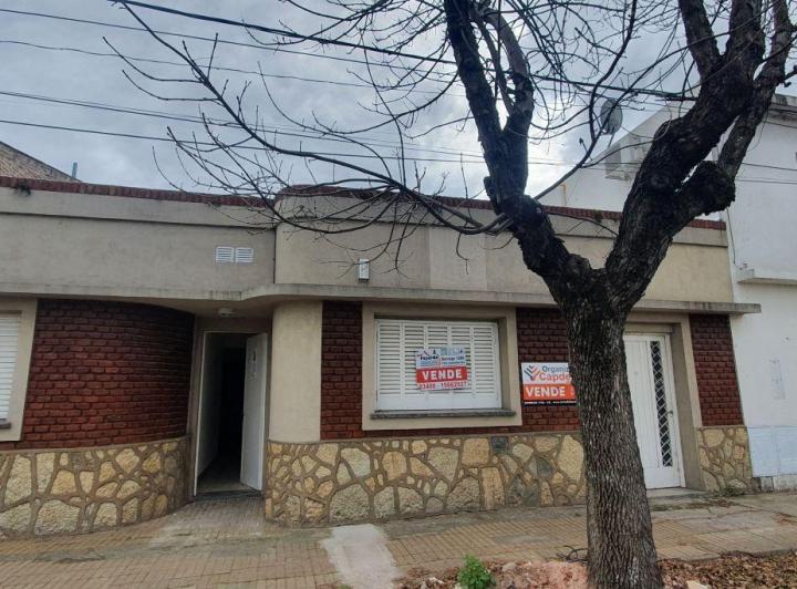 Casa · 170m² · 4 Ambientes · 1 Cochera
