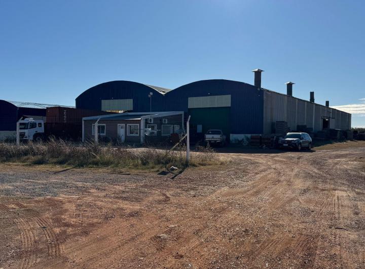 Bodega-Galpón · 3312m² · 1 Cochera