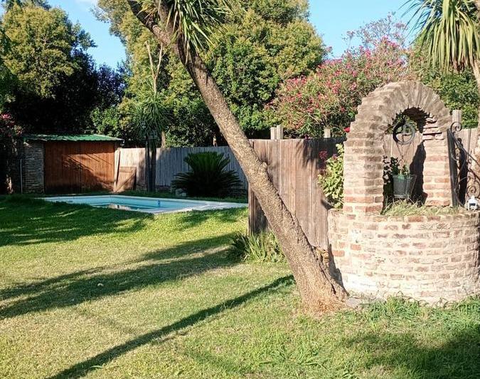 Casa · 162m² · 4 Ambientes · 3 Cocheras