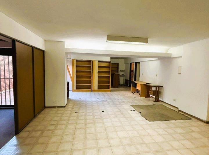 Oficina comercial · 160m² · 8 Ambientes