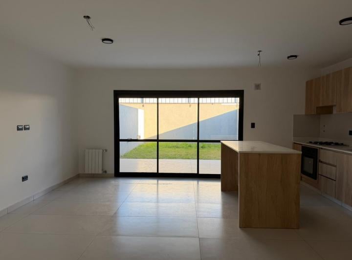 PH · 175m² · 5 Ambientes · 4 Cocheras