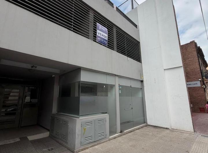 Local comercial · 100m²
