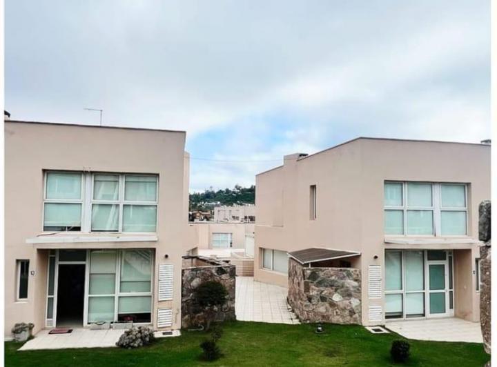 Departamento · 210m² · 4 Ambientes
