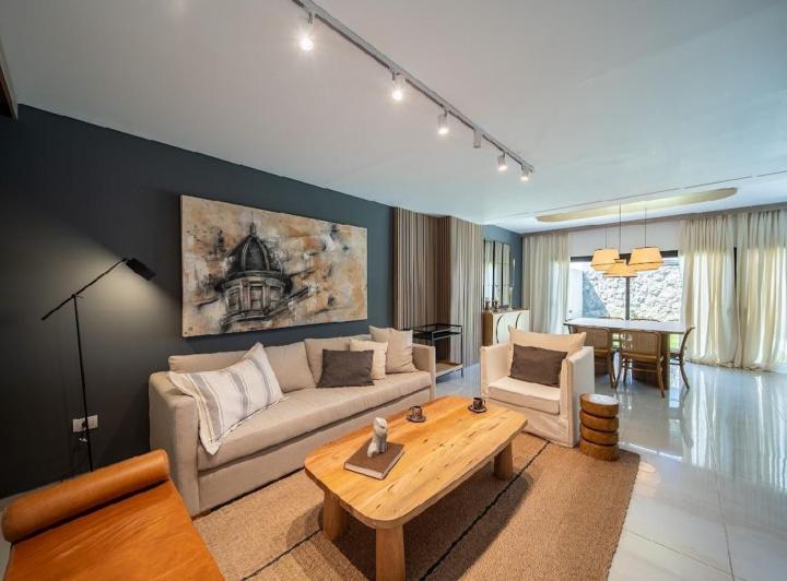 PH · 118m² · 4 Ambientes · 2 Cocheras